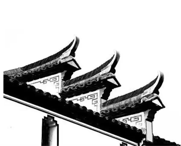 飞檐翘角 upturned eaves